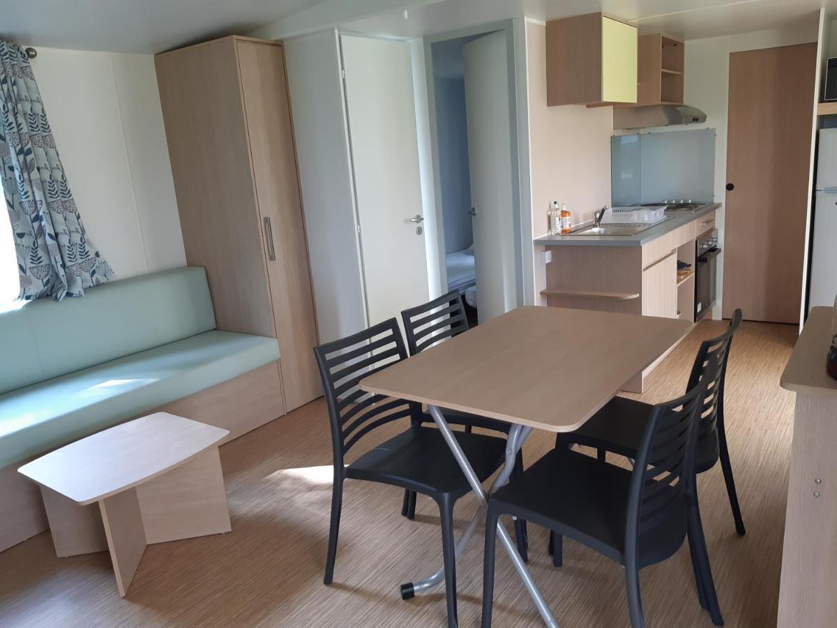 Bed and Breakfast Relais Du Haget Cravenceres Экстерьер фото